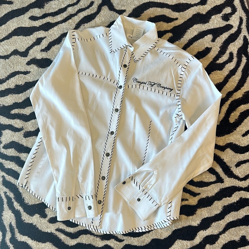 Brand new Cowgirl tuff Shirt